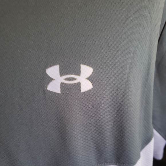 Under Armour Performance Polo Men's XXL.  FF74 - Picture 3 of 9